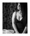 Stephanie - Black
