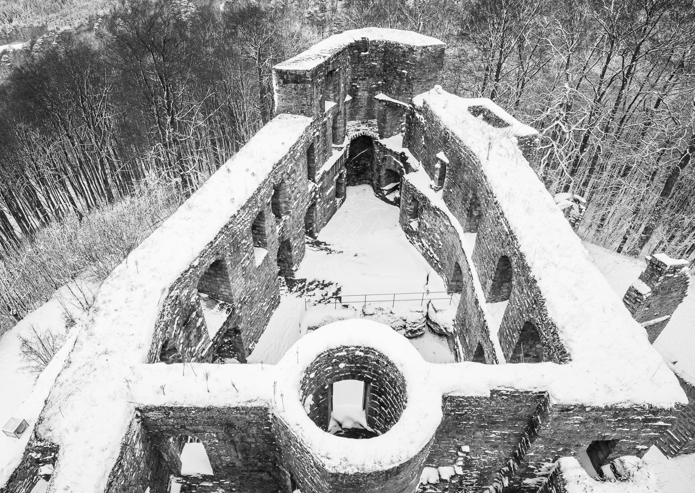 Burgruine Gräfenstein im Schnee